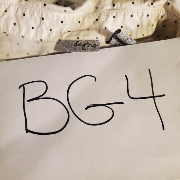 Daytrip Polka Dot Button Down Blouse - Picture 5 of 9